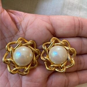Vintage Statement Faux Pearls‎ Clip Earrings